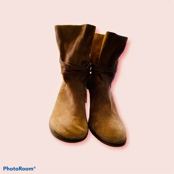 Toms Mila Boot, Toffee Suede - Picture 2 of 8
